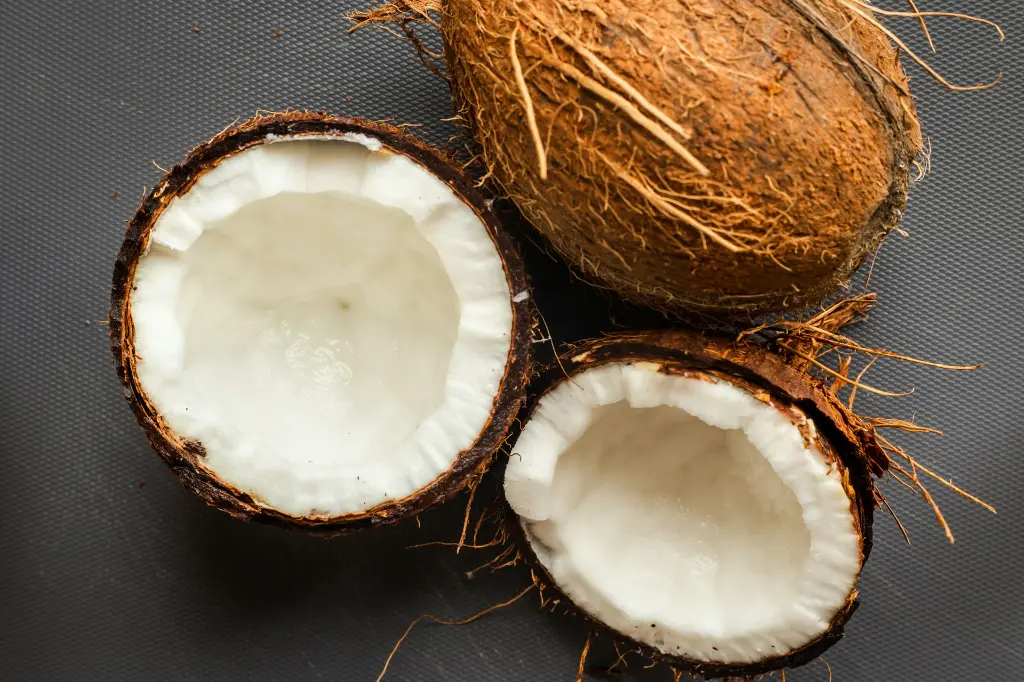 Husk Coconut
